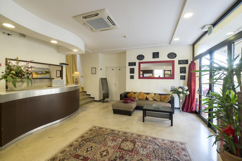 Hotel Crosal Rimini Ngoại thất bức ảnh